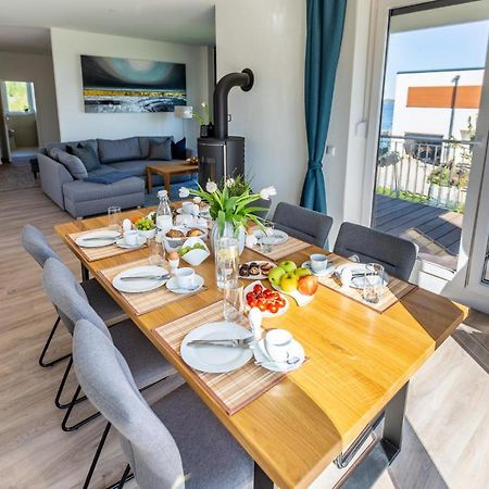Hangar 19 Luxusapartment Mit Sauna, Kamin Und Seeblick H4W3 Schwerin  Eksteriør billede