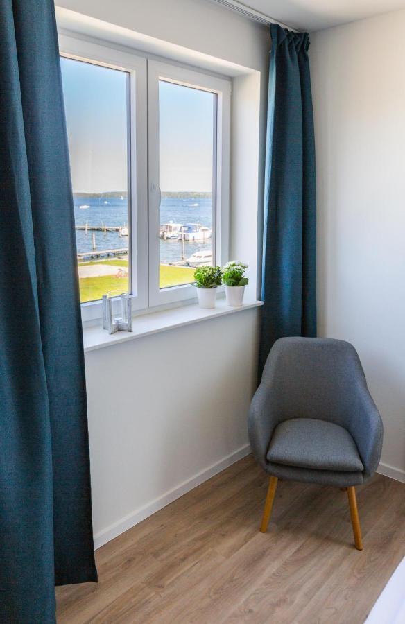 Hangar 19 Luxusapartment Mit Sauna, Kamin Und Seeblick H4W3 Schwerin  Eksteriør billede